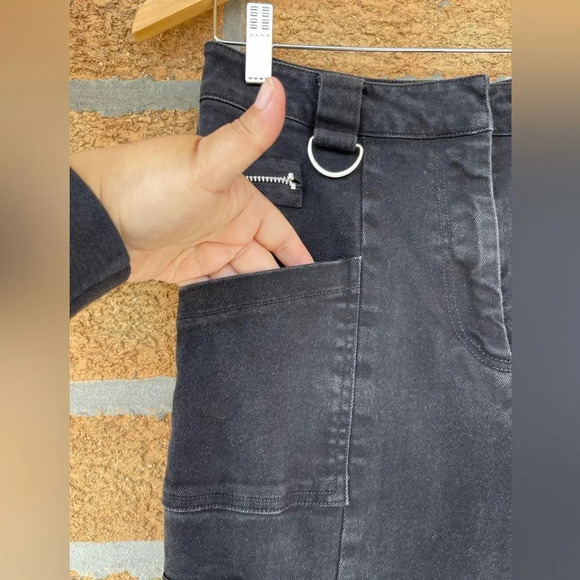 I.AM.GIA Ursa Convertible Black Cargo jeans medium - Picture 7 of 14